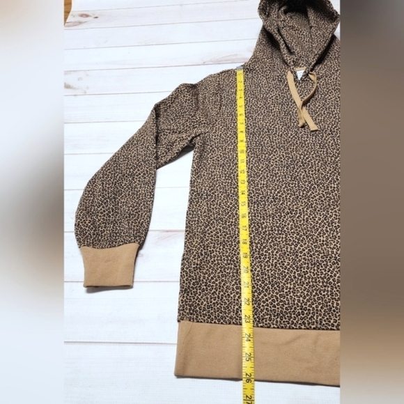 Amazon Essentials Women's  Hooded Tunic Cheetah Print Sweatshirt XS New With Tag - Picture 7 of 8